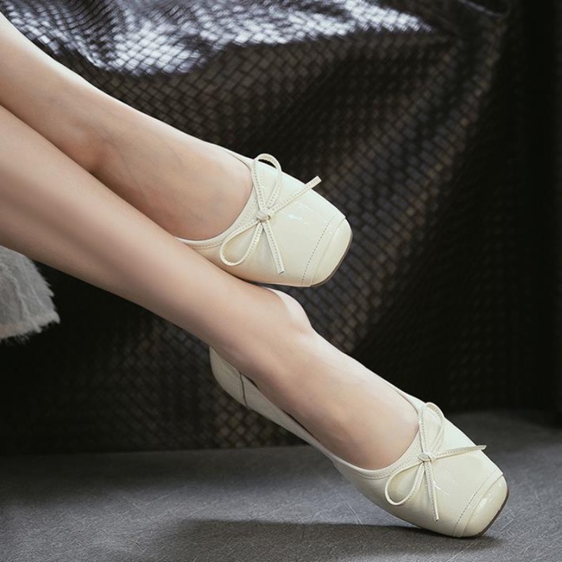 Genuien Leather Round Toe Low  - Women Shoes Japanese Brand ulasan dan harga